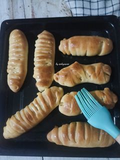 Foto resep Roti Isi Pisang Keju Coklat (No Mixer) #420