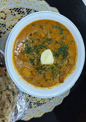 A picture of Butter chicken.