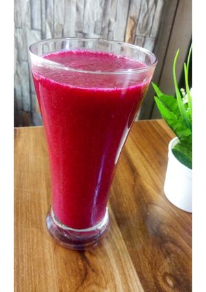 A picture of Beetroot and pineapple smoothie.