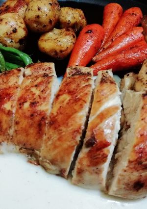 A picture of Classic French chicken supreme.