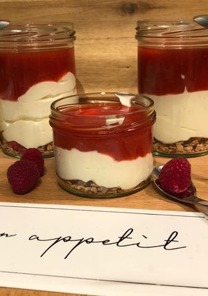 Erdbeer-Mascarpone-Creme im Glas Rezepthauptbild