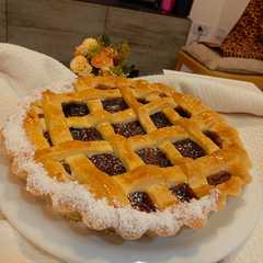 A picture of Pastafrola Batata con Chocolate.