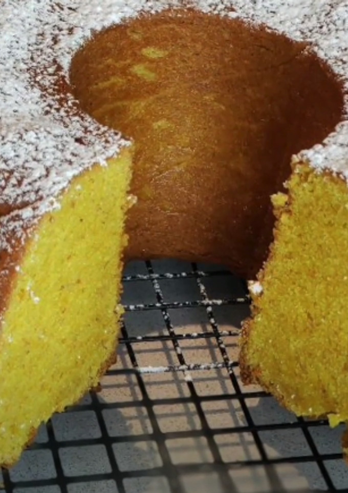 Una foto de Budín vegano de mandarinas