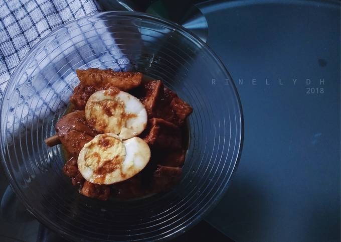 Semur Ayam Telur Tahu Tempe