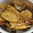 Steam chicken with cream round potatoes