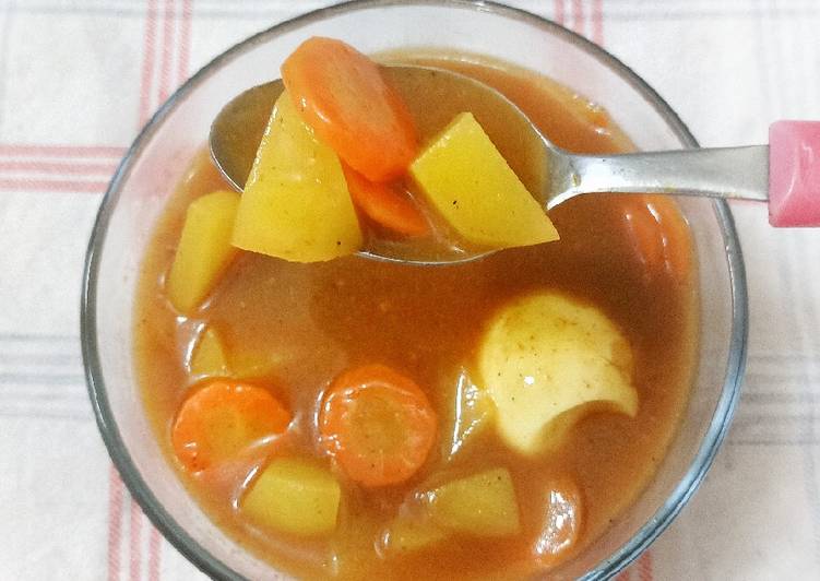 Langkah Mudah untuk Membuat Kentang telur wortel kari bumbu instan yang Enak Banget