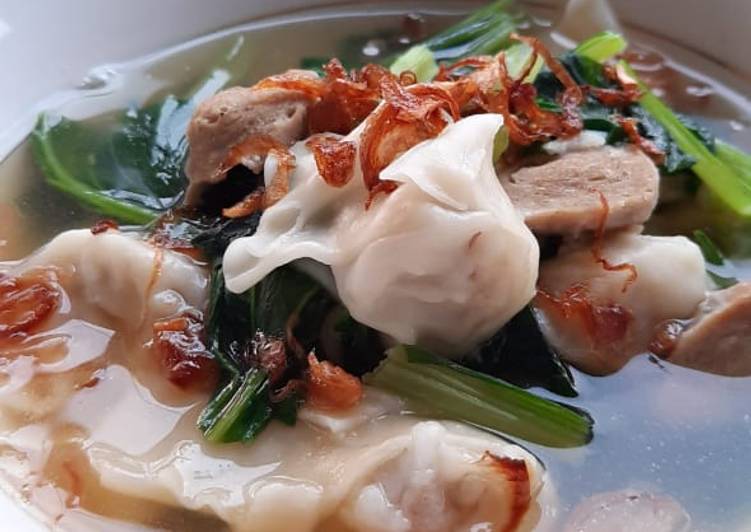 Pangsit Kuah Cah Sawi Bakso