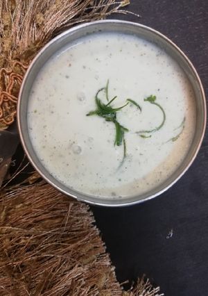 A picture of Green raita.
