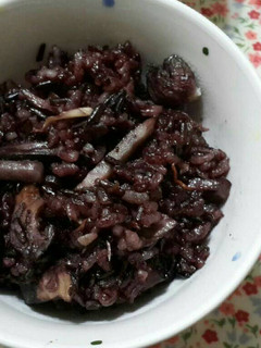 竹筍雞肉香菇炊飯(電鍋版) 的食譜成品照片