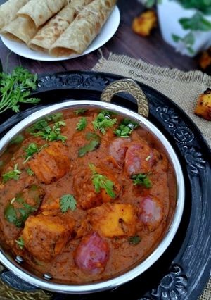 A picture of Paneer Tikka Masala.