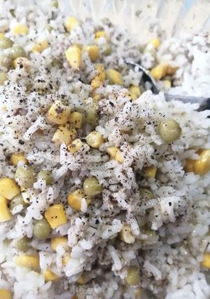 Una foto de Arroz con atún