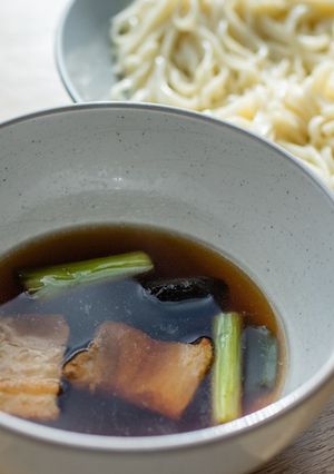 A picture of Pork belly cold udon.