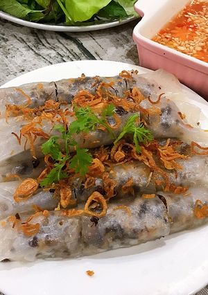 Hình của món Bánh cuốn từ bánh tráng.