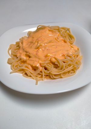 Une photo de Pâtes sauce crémeuse aux poivrons et chèvre