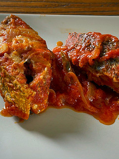 Una foto de Corvina encebollada