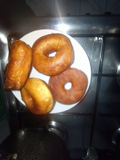 A picture of Yummy doughnuts.