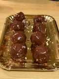 Tartufi con yogurt greco, cocco e cioccolata