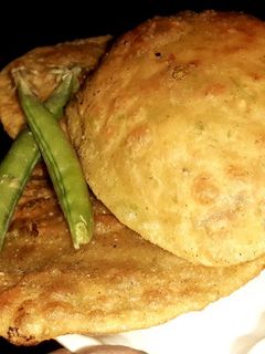কড়াইশুঁটি ছাতুর কচুরি (karaishutir chatur kachori recipe in Bengali) রেসিপির প্রধান ছবি
