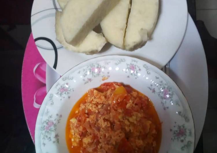 Simple Way to Make Perfect Yam with egg and tomato sauce