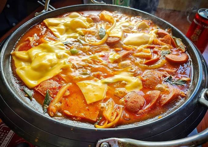 Korean Budae jjigae