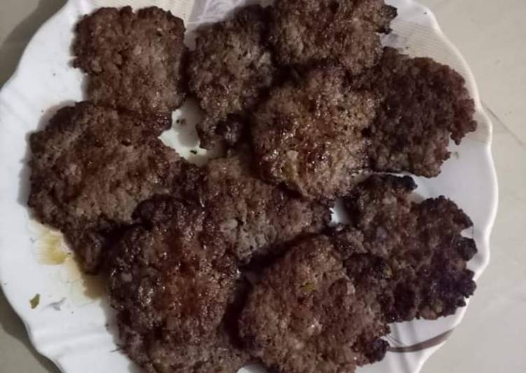 Recipe of Favorite Chapli Kabab😍