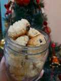 Raisin oat cookies