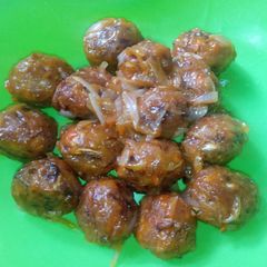 A picture of Bread manchurian.