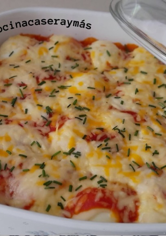 Una foto de Huevos rellenos gratinados