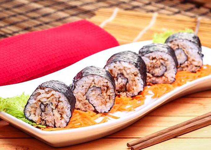 Resep Spicy Tuna Sushi Roll
