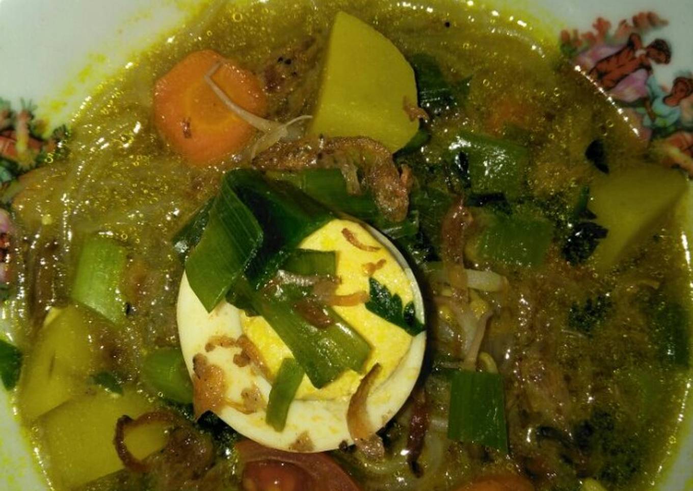 Soto daging dan telur