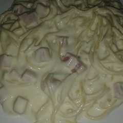 Una foto de ♥Espaguettis con nata♥