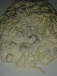 Una foto de ♥Espaguettis con nata♥