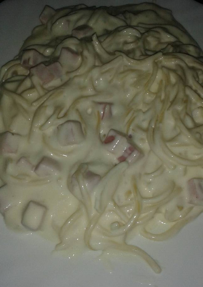 Una foto de ♥Espaguettis con nata♥
