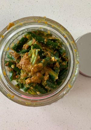 રાઇતા લીલા મરચા નું અથાણું (Raita Green Marcha Athanu Recipe In Gujarati) રેસીપી મુખ્ય ફોટો