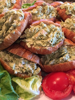 A picture of Easy Avocado Chicken Salad.