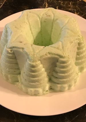 A picture of Green Jello.