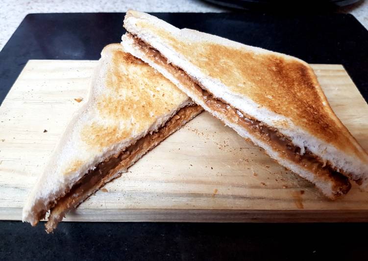 Recipe of Homemade My Peanut Butter &amp; Cadbury,s Caramel Chocolate Toast Sandwich.😘