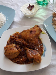 عکسی از دستور خورش مرغ آلو و قیصی