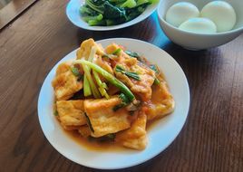 Đậu phụ sốt cà chua (món chay)
