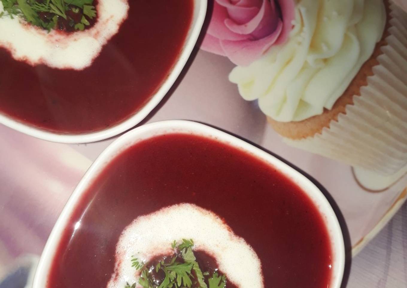 Tomato beetroot soup