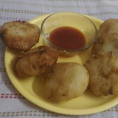 A picture of Suji kachori.