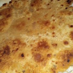 A picture of Makae ky parathy.