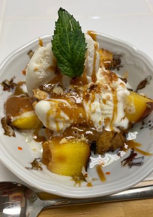A picture of Grilled Peaches.