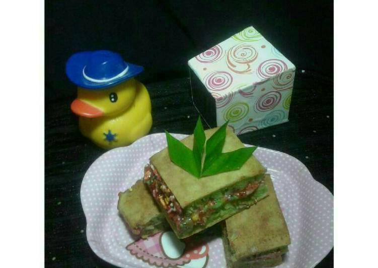 Martabak Pandan Manis Coklat Keju