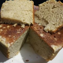 A picture of Cinnamon cake without an oven.