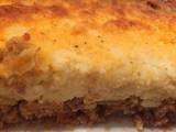 Cottage Pies with cheesy potato topping