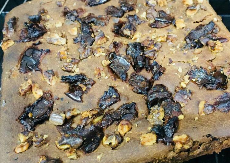 Steps to Prepare Speedy Date with walnut cake