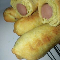 A picture of Homemade sausage rolls.