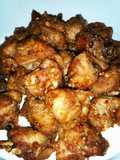 ไก่ทอดกระเทียมคั่วซอสเกลือ