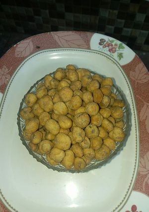A picture of Peanut burger.